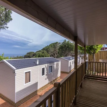Fantastic Bungalow Equipped For 6 People