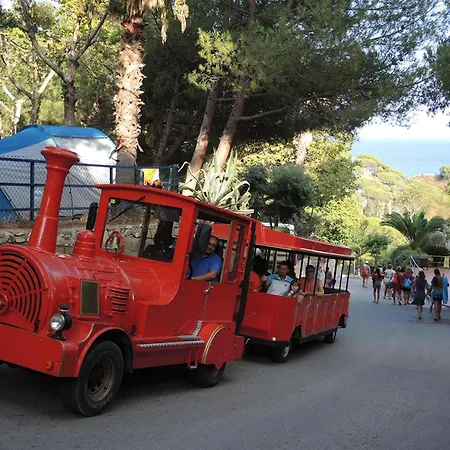 Σπίτι διακοπών Fantastic Bungalow Equipped For 6 People *